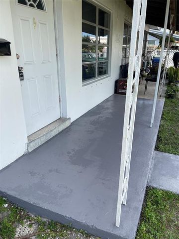 350 NE 58th St, Fort Lauderdale, FL 33334