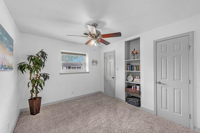 2405 Jacquelyn Drive, Pearland, TX 77581