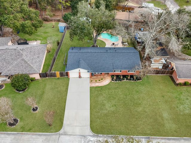 2405 Jacquelyn Drive, Pearland, TX 77581