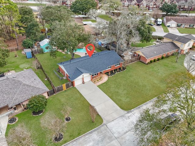 2405 Jacquelyn Drive, Pearland, TX 77581