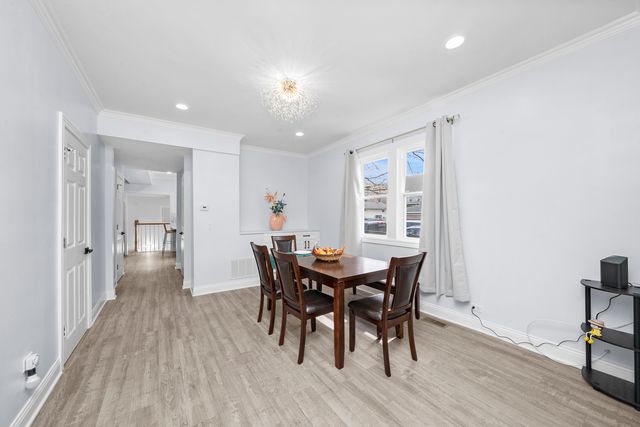 3039 S Kolin Avenue, Chicago, IL 60623