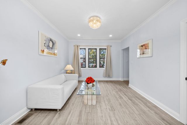 3039 S Kolin Avenue, Chicago, IL 60623