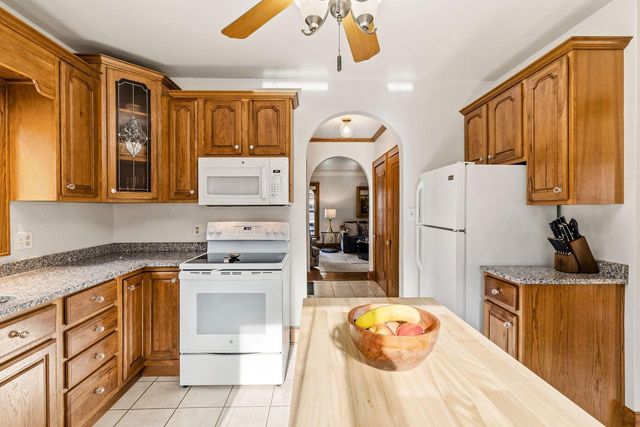 8011 Jackson Park BOULEVARD, Wauwatosa, WI 53213