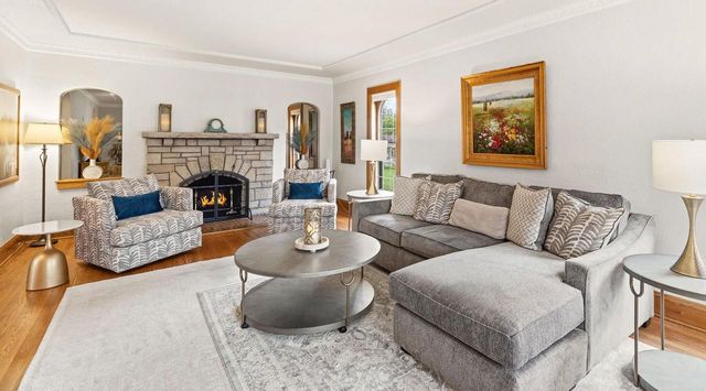 8011 Jackson Park BOULEVARD, Wauwatosa, WI 53213