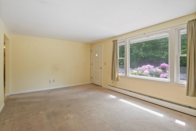 79 Maple Street, Somersworth, NH 03878
