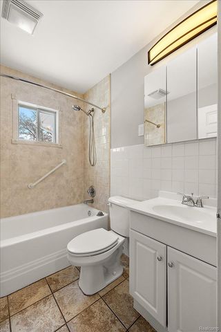 2657 Walnut Road, Auburn Hills, MI 48326