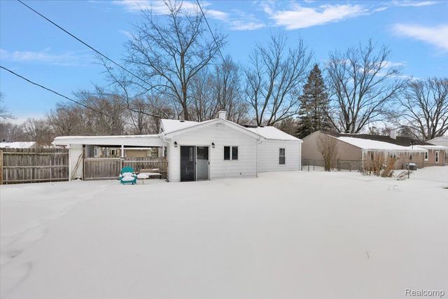 2657 Walnut Road, Auburn Hills, MI 48326