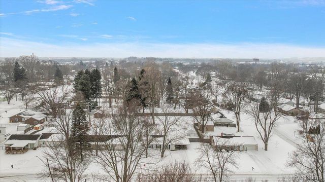 2657 Walnut Road, Auburn Hills, MI 48326