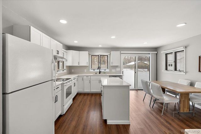 2657 Walnut Road, Auburn Hills, MI 48326