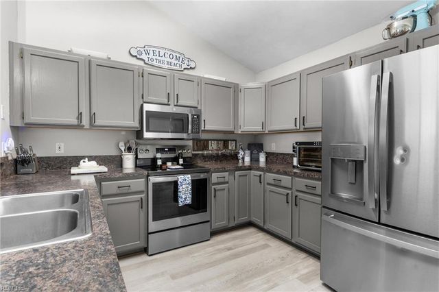 338 Summerville CT, Virginia Beach, VA 23451