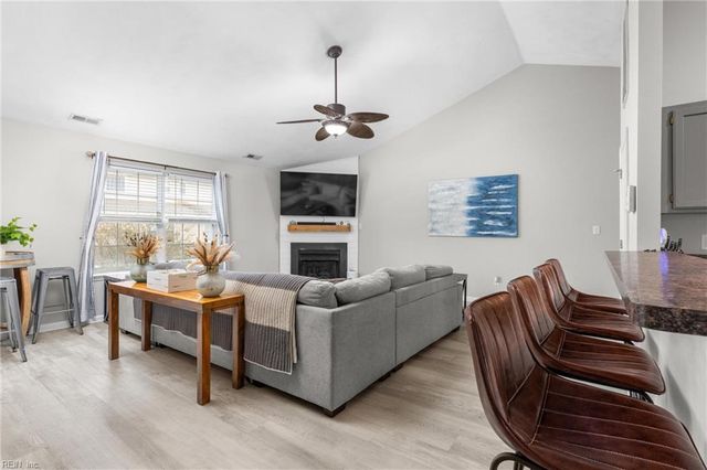 338 Summerville CT, Virginia Beach, VA 23451