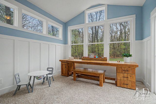 14282 Mackinaw Trail, Grand Haven, MI 49417