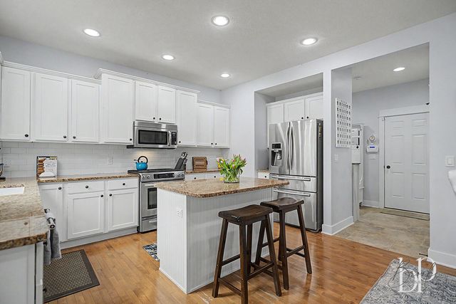 14282 Mackinaw Trail, Grand Haven, MI 49417