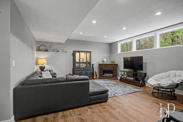14282 Mackinaw Trail, Grand Haven, MI 49417