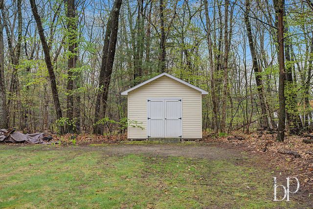 14282 Mackinaw Trail, Grand Haven, MI 49417