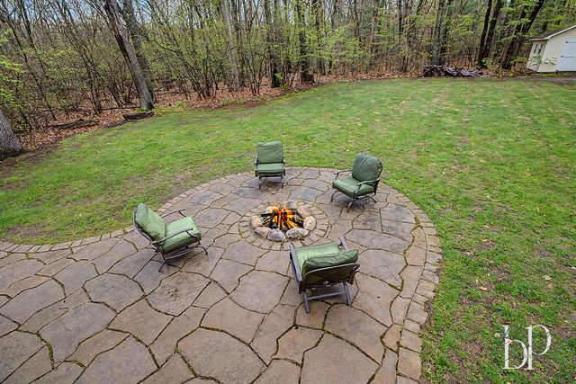 14282 Mackinaw Trail, Grand Haven, MI 49417
