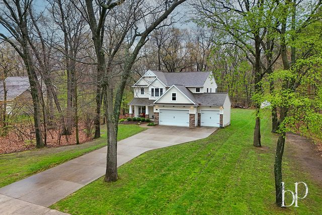 14282 Mackinaw Trail, Grand Haven, MI 49417