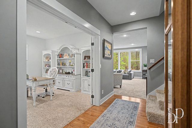 14282 Mackinaw Trail, Grand Haven, MI 49417