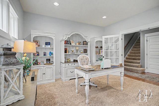 14282 Mackinaw Trail, Grand Haven, MI 49417