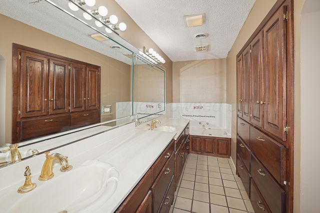 13901 TANGLE AIRE Point, Amarillo, TX 79118