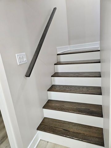 8548 S Essex Avenue, Chicago, IL 60617