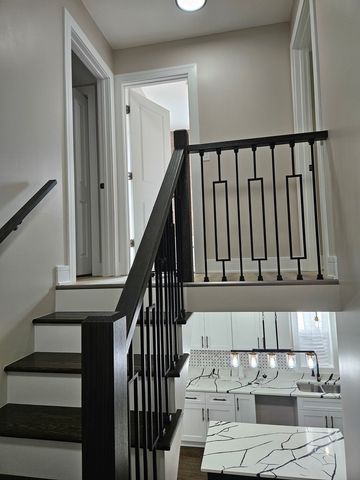 8548 S Essex Avenue, Chicago, IL 60617