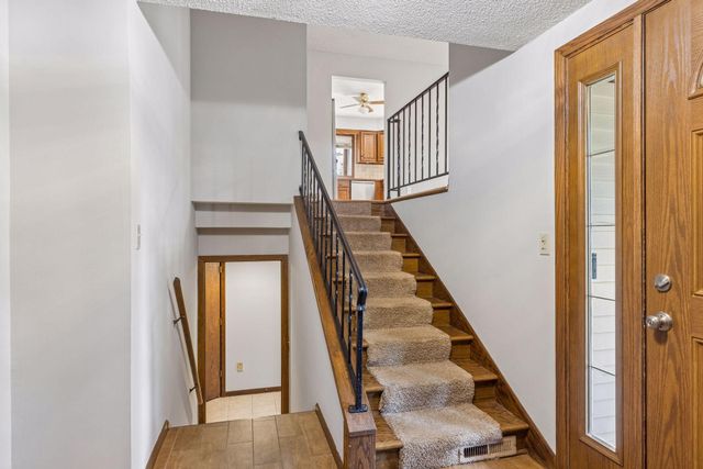 16370 Division Street, Lakeland, MN 55043