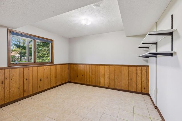 16370 Division Street, Lakeland, MN 55043