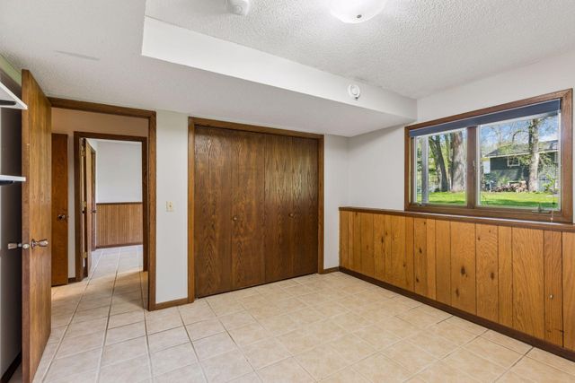 16370 Division Street, Lakeland, MN 55043
