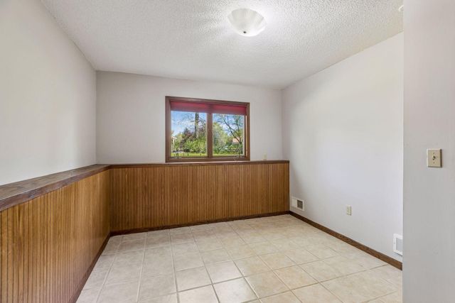 16370 Division Street, Lakeland, MN 55043