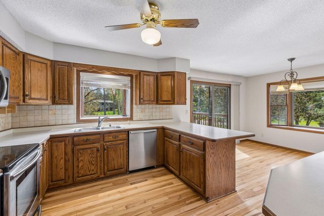 16370 Division Street, Lakeland, MN 55043