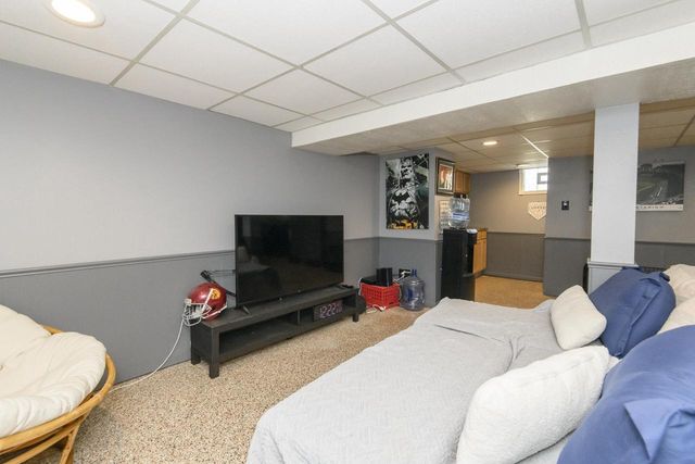 700 Chicago AVENUE, Waukesha, WI 53188