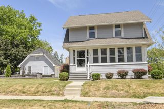 700 Chicago AVENUE, Waukesha, WI 53188