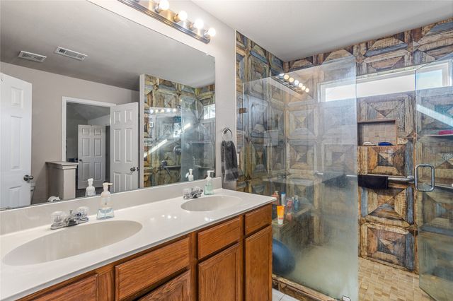 9221 Alyssa Drive, White Settlement, TX 76108