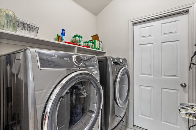 9221 Alyssa Drive, White Settlement, TX 76108