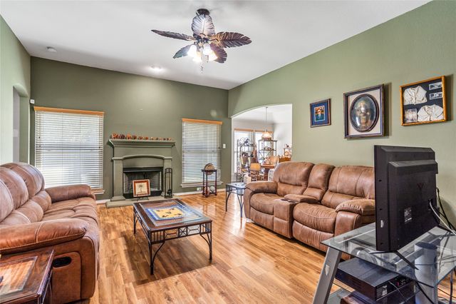 9221 Alyssa Drive, White Settlement, TX 76108