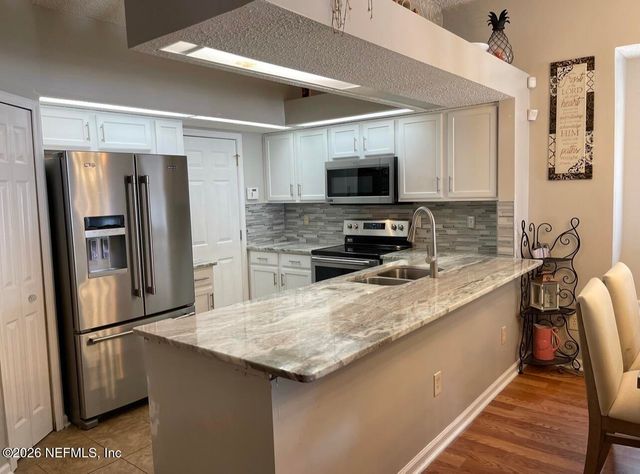 1248 BROOKWOOD BLUFF Road E, Jacksonville, FL 32225