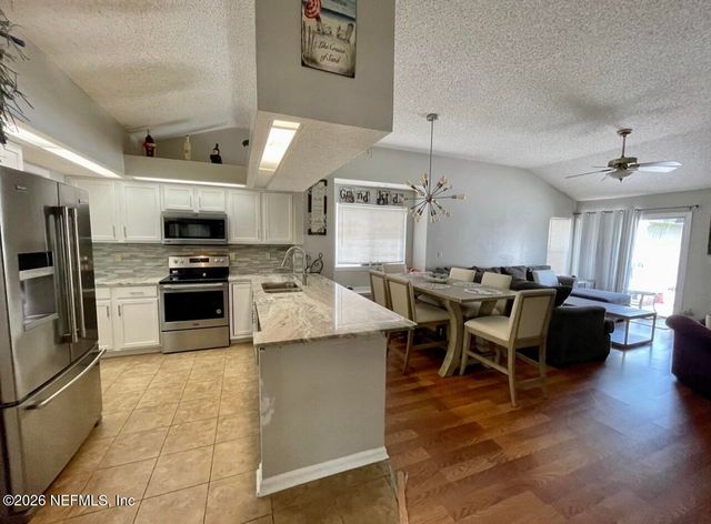 1248 BROOKWOOD BLUFF Road E, Jacksonville, FL 32225