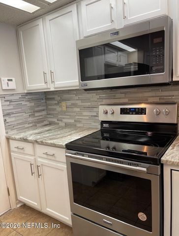 1248 BROOKWOOD BLUFF Road E, Jacksonville, FL 32225
