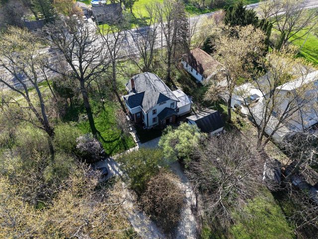 2221 Highway 83, Hartland, WI 53029