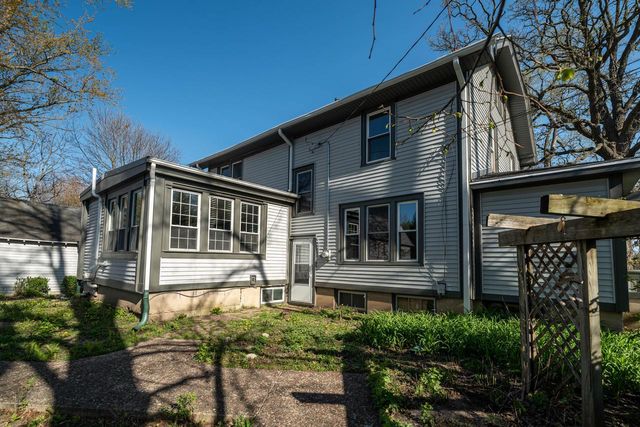 2221 Highway 83, Hartland, WI 53029