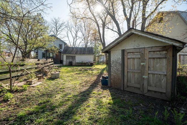 2221 Highway 83, Hartland, WI 53029