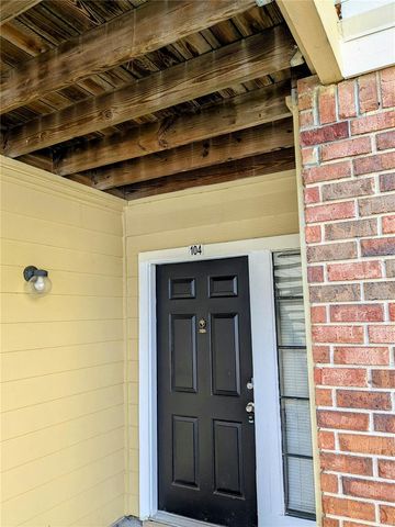 8702 MALLARD RESERVE DRIVE 104, Tampa, FL 33614