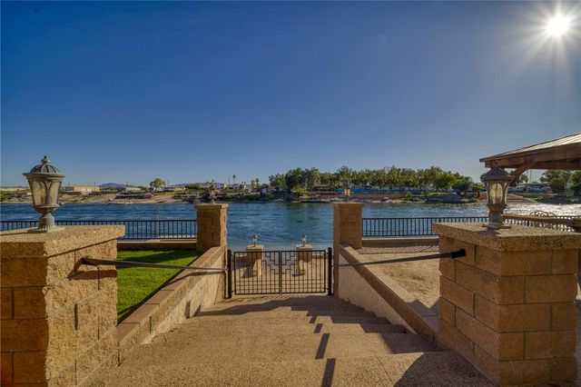 10023 S Dike Road, Mohave Valley, AZ 86440