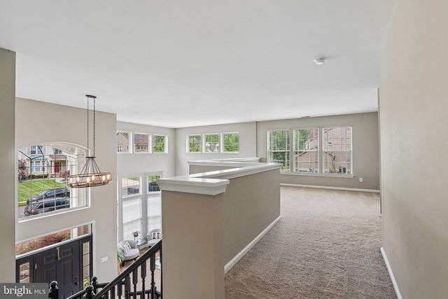 26 RAINTREE DR, Sicklerville, NJ 08081