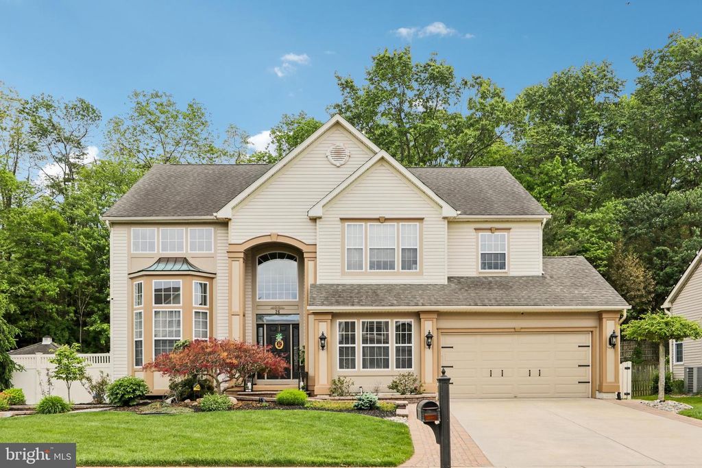 26 RAINTREE DR, Sicklerville, NJ 08081