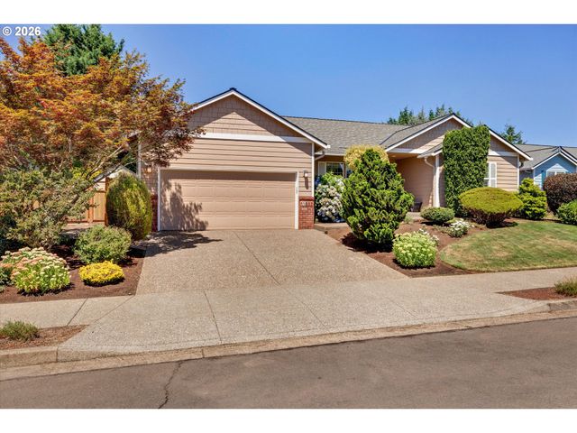 15057 SPYGLASS Ln, Oregon City, OR 97045