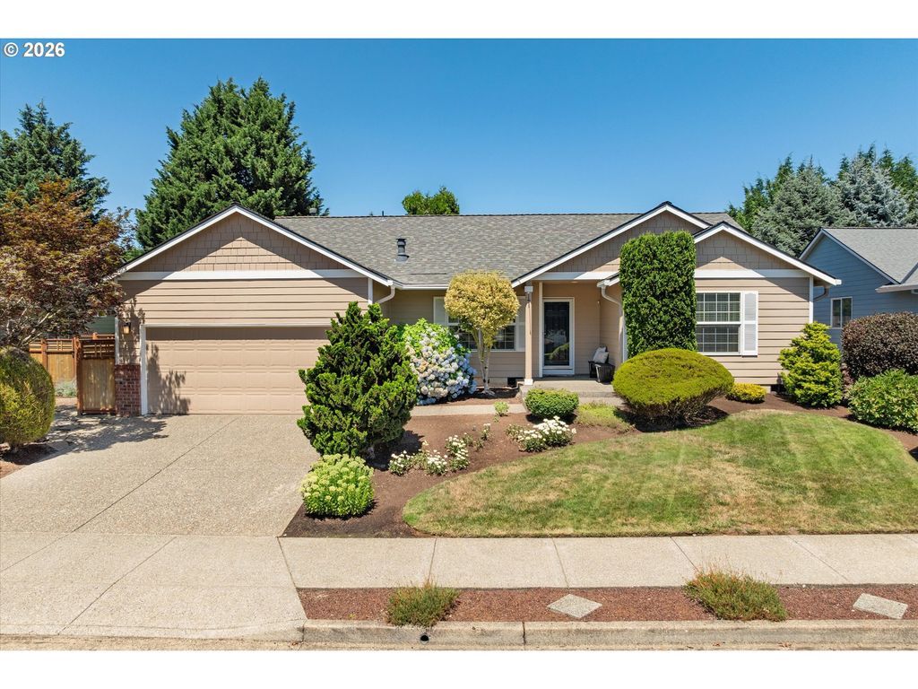 15057 SPYGLASS Ln, Oregon City, OR 97045