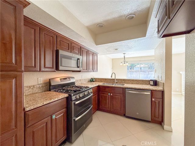 7671 Barrington Court, Rancho Cucamonga, CA 91730