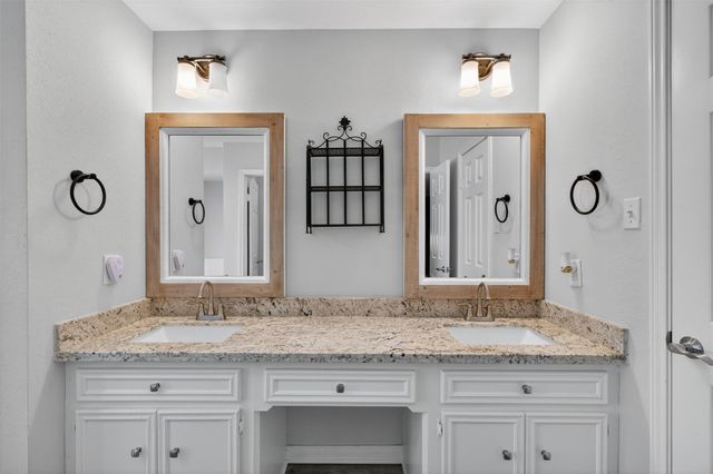 3931 Pleasant Valley Drive, Missouri City, TX 77459